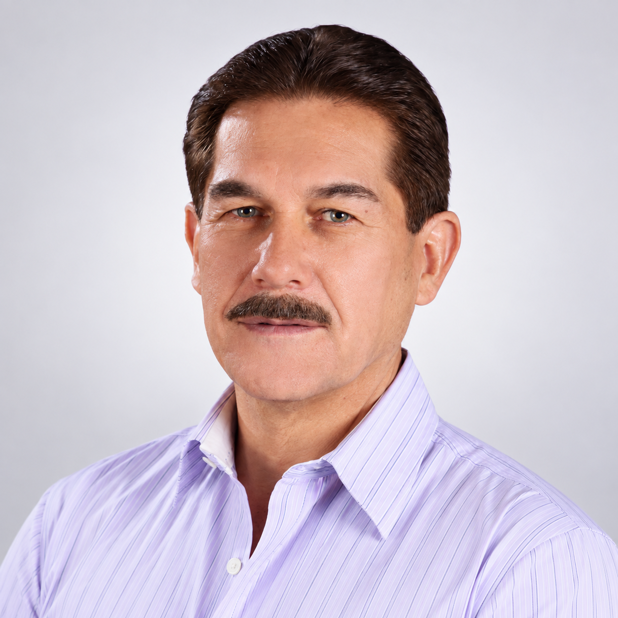 Dr. Raúl Antonio Antezana Saravia